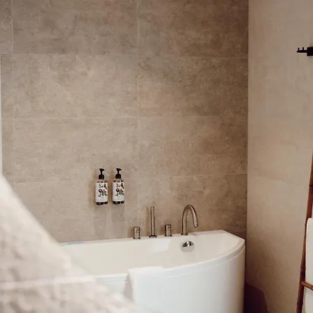 Western Premier A Storia Hotel