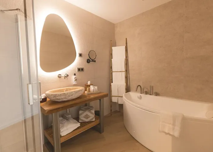 Western Premier A Storia * Sari-Solenzara